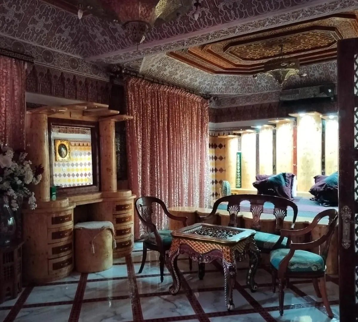 Riad Laraichi Palace Suites فاس 0*,  المغرب